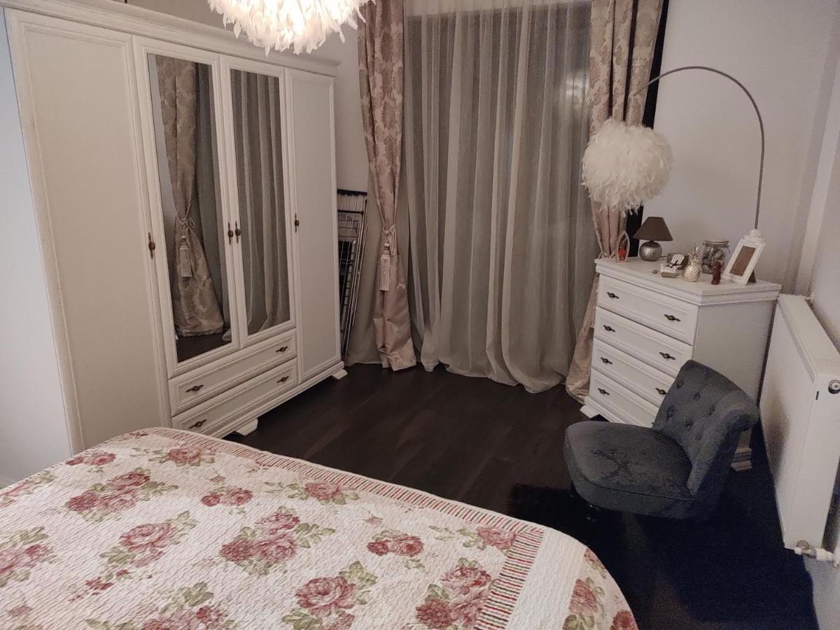 The Unique Apartment Rosu Екстер'єр фото